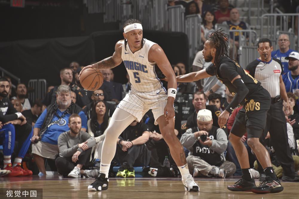 以依靠团结 以依靠团结