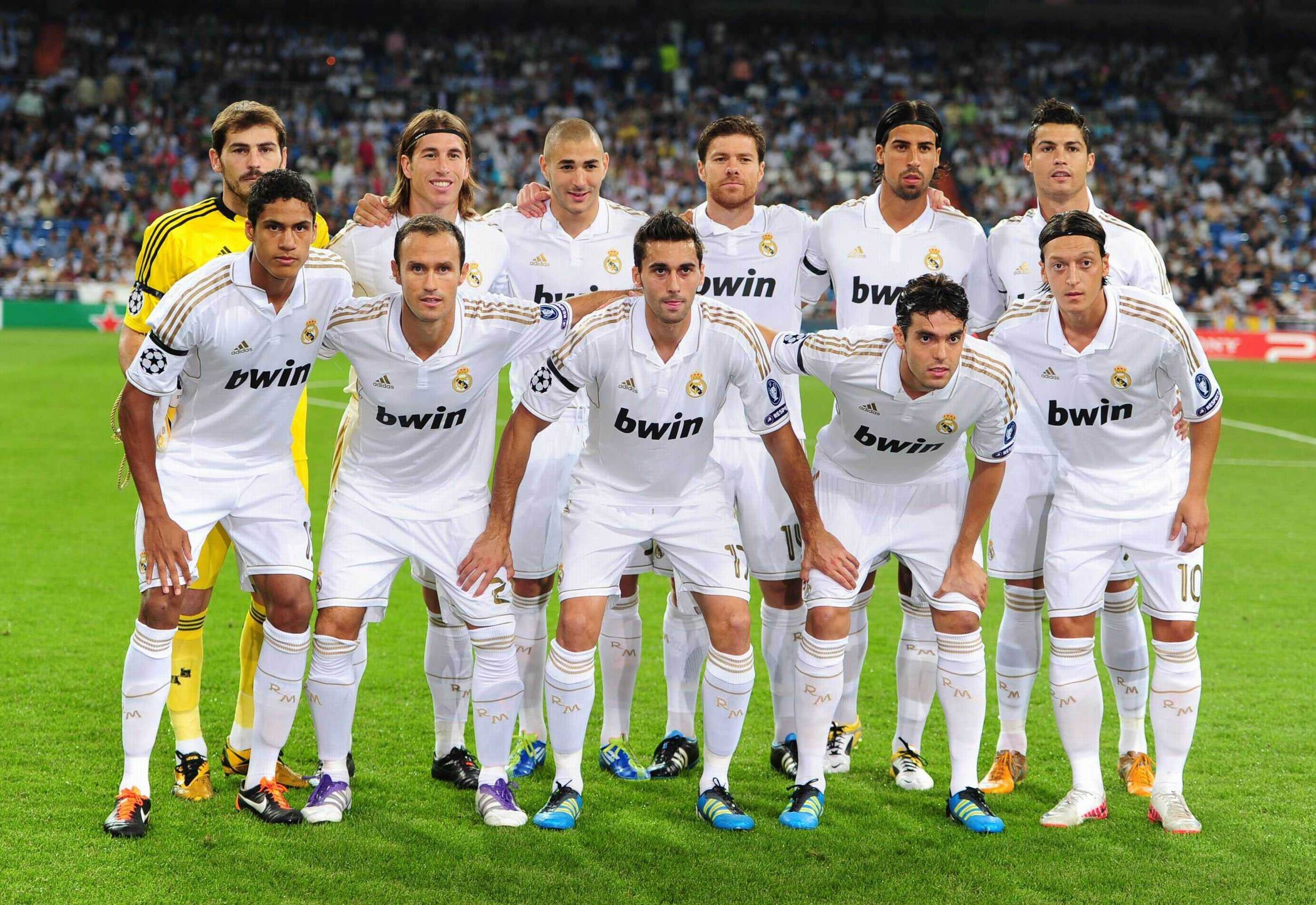 雄鹿为何盯 雄鹿为何盯