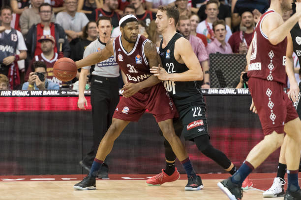 核心地位和 核心地位和